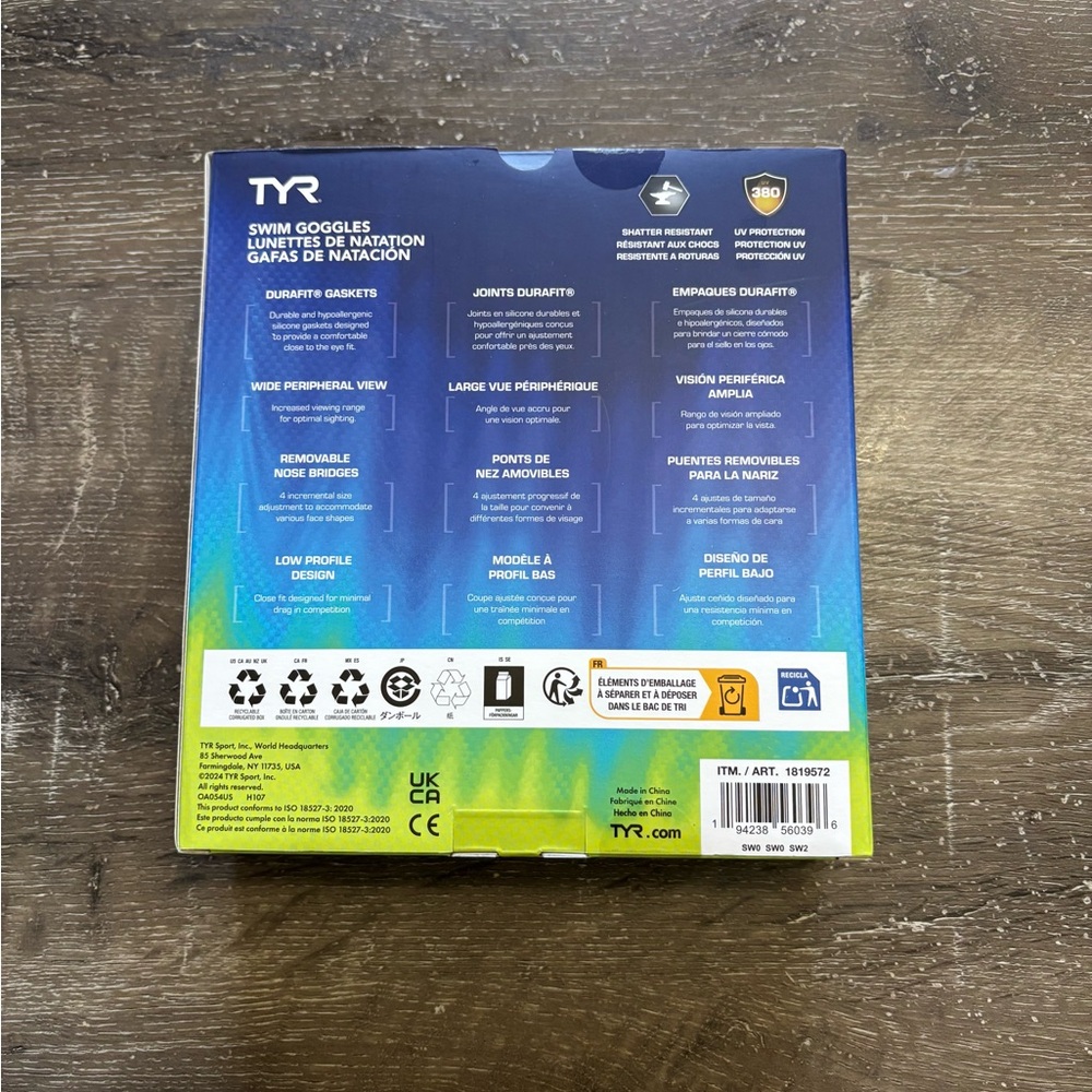 TYR Swim Goggles Set - Picture 3 of 4
